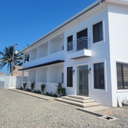 Tramonto Boutique Hotel La Ceiba Buitenkant foto