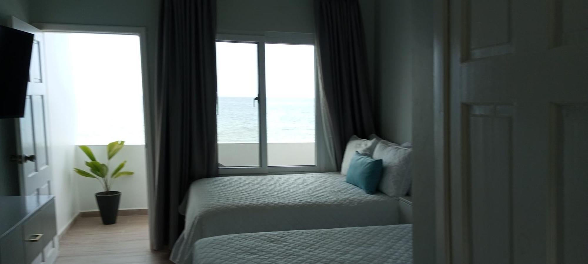 Tramonto Boutique Hotel La Ceiba Buitenkant foto